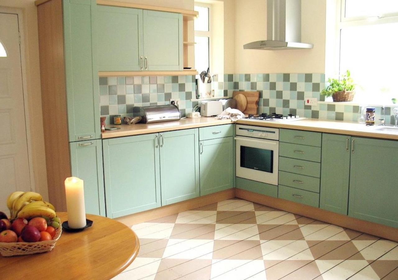 Healing Waters Sanctuary For Exclusive Private Hire And Self Catering Board, Vegetarian, Alcohol & Wifi Free Retreat In Glastonbury Eksteriør billede